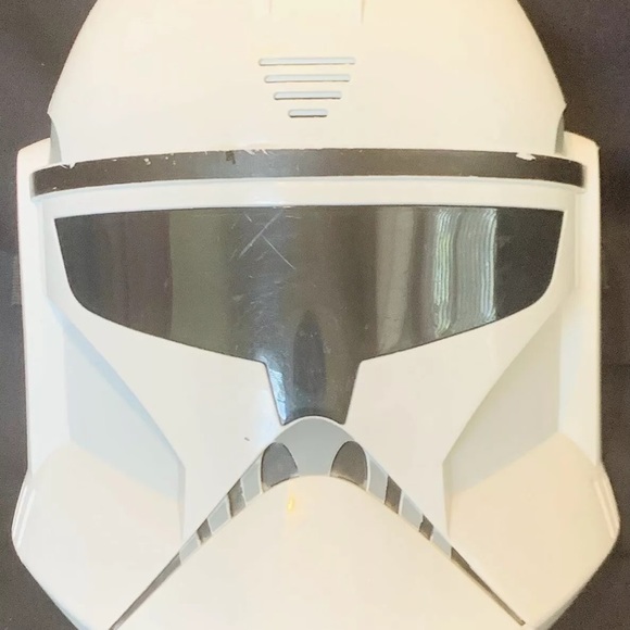 Hasbro 2011 Storm Trooper Helmet Face Mask Halloween Costume Animated L
